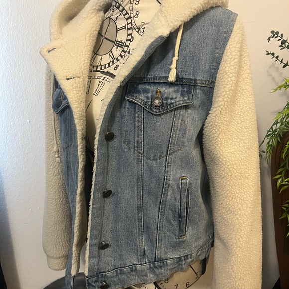 Denim/ fleece bomber jacket - Picture 5 of 12